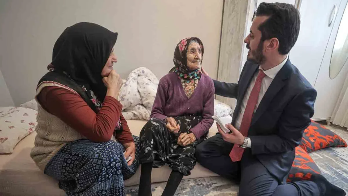 Bursa'nın merkez Osmangazi ilçesinde yaşayan 121 yaşındaki Saadet Al'