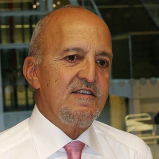 2013 - Mehmet Ali Birand, Türk gazeteci ve yazar (d. 1941)