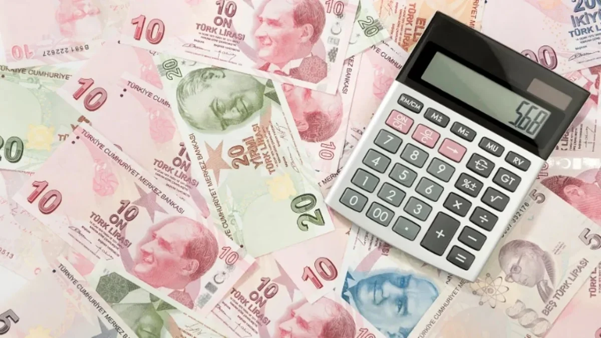 En düşük emekli maaşı 20 bin liraya yükseltildi