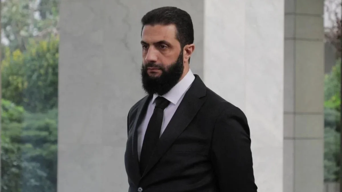 Besle kargayı oysun gözünü