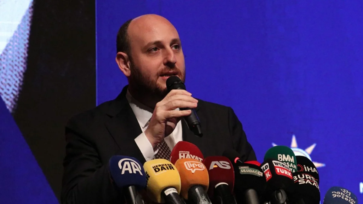 Biz CHP d&uuml;şmanı değiliz