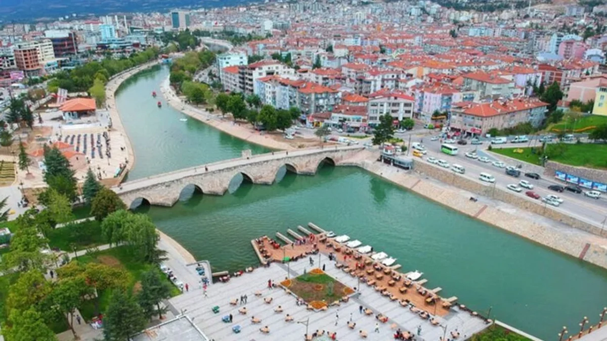 TOKAT ( 60 )