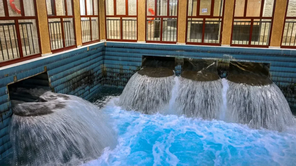 Tesis yıllardır Malatyalılara sağlıklı ve g&uuml;venilir i&ccedil;me suyu ulaştırıyor
